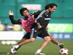 Beşiktaş'ta Derbi Maçı Hazırlıkları Sürüyor