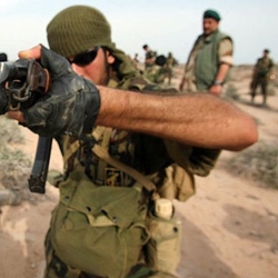 Askeri Tatbikatı Felç Etti