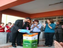 Öğrenciler Tekerlekli Sandalye Alabilmek İçin Geri Dönüşüm Kampanyası Başlattı