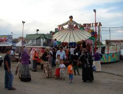 Manavgat Müftülüğü, Öksüz Ve Yetim Çocukları Lunaparka Götürdü