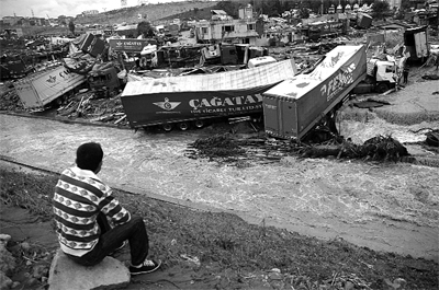 Sel, 150 milyon dolarlık tekstil ihracatını vurdu!