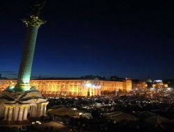 Ukrayna'da Esnafın Hükümeti Protesto Gösterisi Aralıksız Devam Ediyor