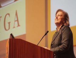 Gençlere Liderliği Anlattı, Amcası Sakıp Sabancı'yı Örnek Gösterdi