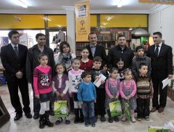 Edirne Nt, Öğretmenine En Güzel Şiiri Okuyan Öğrencileri Ödüllendirdi