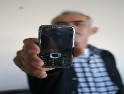 Imeı Bankası Oluşturan Kaçak Cep Telefonu Satıcıları Para Basıyor!