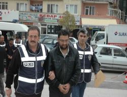 Sigara Deposundan 200 Bin Tl Gasp Eden Şebeke Üyeleri Adliyeye Sevk Edildi