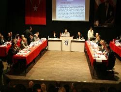 AK Parti'li Tamyürek: Başkan Akaydın 20 Ayda Antalya'ya Tek Bir Çivi Çakmadı