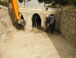 Yağmur, Burdur Belediyesi'ni Teyakkuza Geçirdi