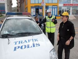 2 Saatte 15 Sürücüye 3 Bin Lira Ceza Kesildi.