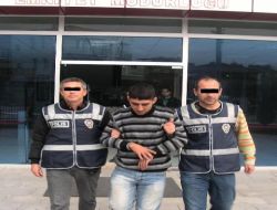 Balıkesir'de Çaldılar, Manisa'da Yakalandılar.