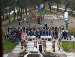 Armutköy, Hizmet Binasına Kavuştu