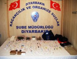 Narkotik Polisinden Diyarbakırlı Gençleri Zehirleyenlere Darbe