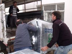 Silifke'de Temiz Çevre İçin 65 Çöp Konteyneri Dağıtıldı