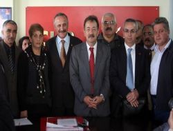 CHP İl Başkanı, Partiden İhracını İstediği İlçe Başkanıyla Basın Toplantısı Yaptı