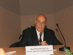 Denktaş: "Kıbrıs'ın Çevresinde Petrol Bulundu; İplerin Gerilmesi Safhasındayız!"