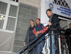 9 Yaşındaki Öz Kızını Döverek Öldüren Zanlı Yakalandı