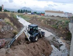 Kayseri'de Belediyeler Sele Karşı Alarma Geçti
