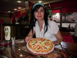 Köftesi, Lahmacunu, Döneri Derken Şimdi De Hamsinin Pizzası Yapıldı