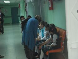Öğrenci Servisi İle Otomobil Çarpıştı: 2'si Ağır 15 Yaralı