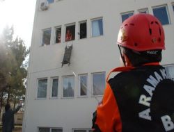 Batman Üniversitesi'nde Yangın Ve Deprem Tatbikatı