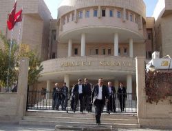 Kürtçe Savunmaya İzin Çıktı, Adliye Çalışanı Tercüman Oldu