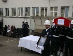 Meslektaşları Şehit Polisin Toki Borcunu Ödeyecek