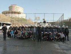 Çevik Kuvvet Polisinin Tatbikatı Gerçeğini Aratmadı
