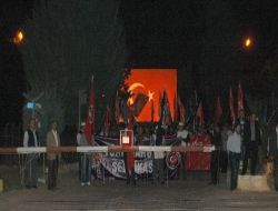 İncirlik'te İşçilerin İşten Çıkartılması Protesto Edildi
