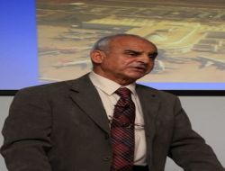 Odtü'lü Profesör Yılmaz: Özel İdare Binası Hastalıklı