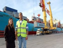 Aliağa Dev Gemiyi Ağırladı