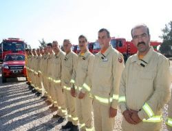 Adana'da 40 Kişilik İki Tim İsrail'deki Yangına Müdahale İçin Hazır Bekletiliyor