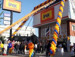 Afşin İnşaat, Üç Bin Metrekarelik Mobilya Mağazası Açtı