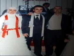 Gündüz Düğün Sevince Yaşanan Evde Gece Ölüm Yası Tutuldu