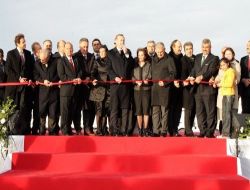 Başbakan, Muhalefete Aşık Veysel Dizeleriyle Cevap Verdi: Aldanma Cahilin Kuru Lafına..