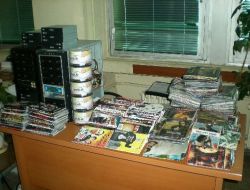 3 Dakikada 20 Dvd Kopyalayan Korsan Yakalandı