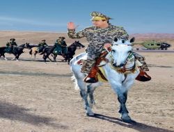 Türkmenistan'da Askeri Birliklerde Atlı Devriye Birimleri Oluşturulacak