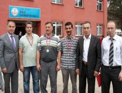 Veliler Sporda Yarıştı