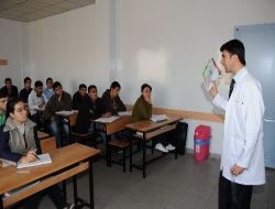 Şahinbey Belediyesi, Dar Gelirli Öğrencilere Ücretsiz Eğitim Veriyor