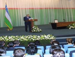 Özbekistan'da 2011 'girişimcilik' Yılı İlan Edildi