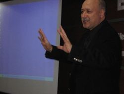 Üniversitelerarası Kış Oyunları'nda Görev Alacak Polise İletişim Eğitimi