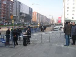 Eskişehir'de Şerzan Kurt Davası İçin 900 Polis Görevlendirildi