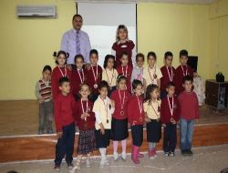 Okumayı Öğrenen Minikler Madalya İle Ödüllendirildi