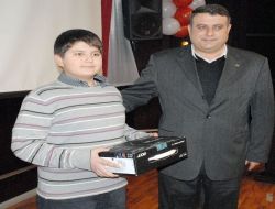 Serhat Anafen Başarıyı Bilgisayar Ve Bisikletle Ödüllendirdi
