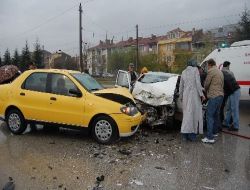 Bozüyük'te Trafik Kazası: 6 Yaralı