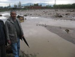 Aydın'da Sel: 11 Köy Sular Altında Kaldı, 6 Aylık Hamile Kadın Selde Kayboldu
