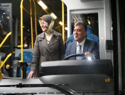 Cumhurbaşkanı Gül: Belediyeler Otobüs İhtiyaçlarını Yerli Firmalardan Yana Kullanmalı!
