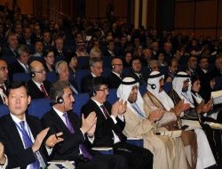 Davutoğlu: Türkmenistan Orta Aysa'da Pivot Konumunda..