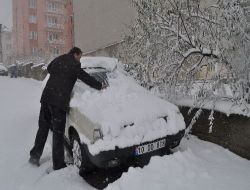 Şiddetli Kar Balıkesir'de Hayatı Felç Etti!