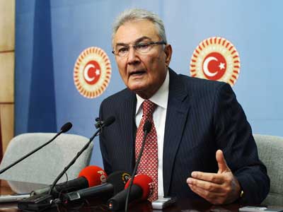 Baykal'dan Kılıçdaroğlu'na 'çarşaf' kıskacı