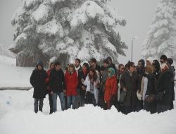 Gölcük'te Kar Üzerinde Mangal Keyfi